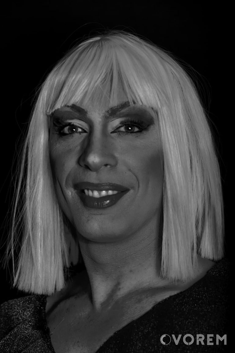 Studio Vorem - photographe portraitiste à Narbonne - Portraits professionnels -cabaret les belles poules