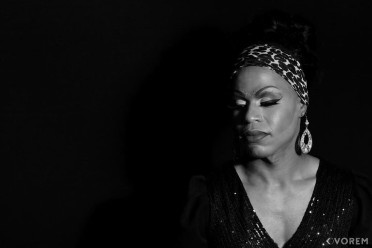 Studio Vorem - photographe portraitiste à Narbonne - Portraits professionnels -cabaret les belles poules