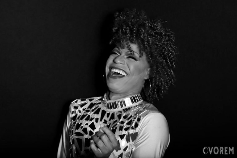 Studio Vorem - photographe portraitiste à Narbonne - Portraits professionnels -cabaret les belles poules