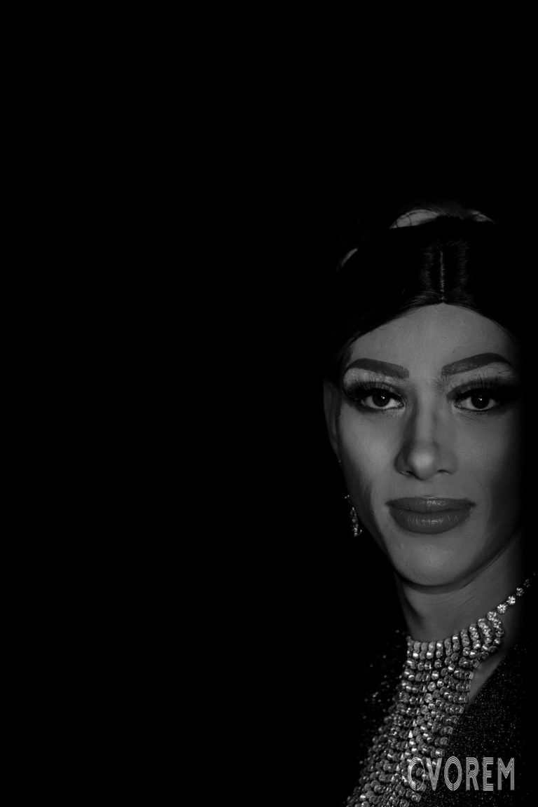 Studio Vorem - photographe portraitiste à Narbonne - Portraits professionnels - cabaret les belles poules