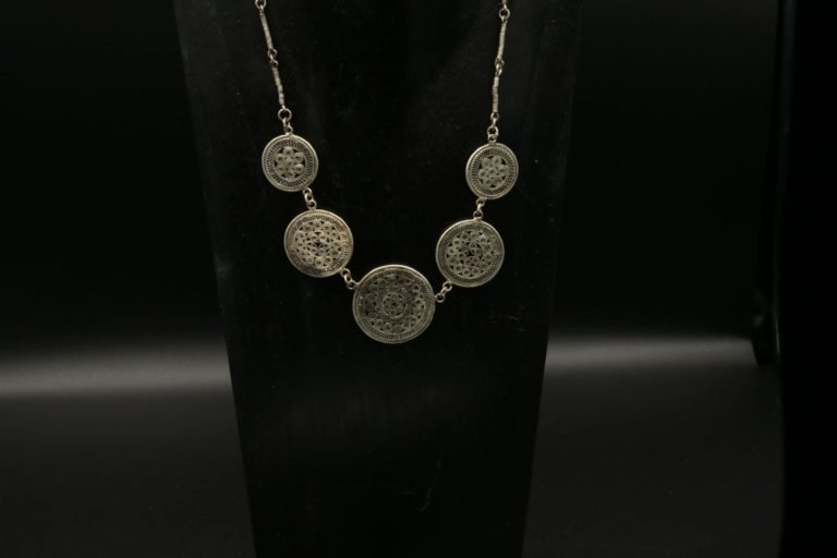 Studio Vorem - photographe portraitiste à Narbonne - Portraits professionnels - omvie d'ailleur ethnique